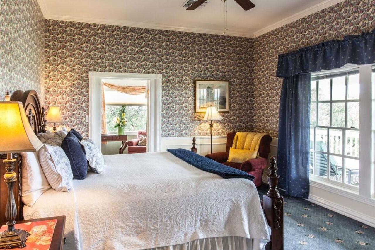 Rose Hill Retreat Aaa Four Diamond Inn Stonewall Dış mekan fotoğraf